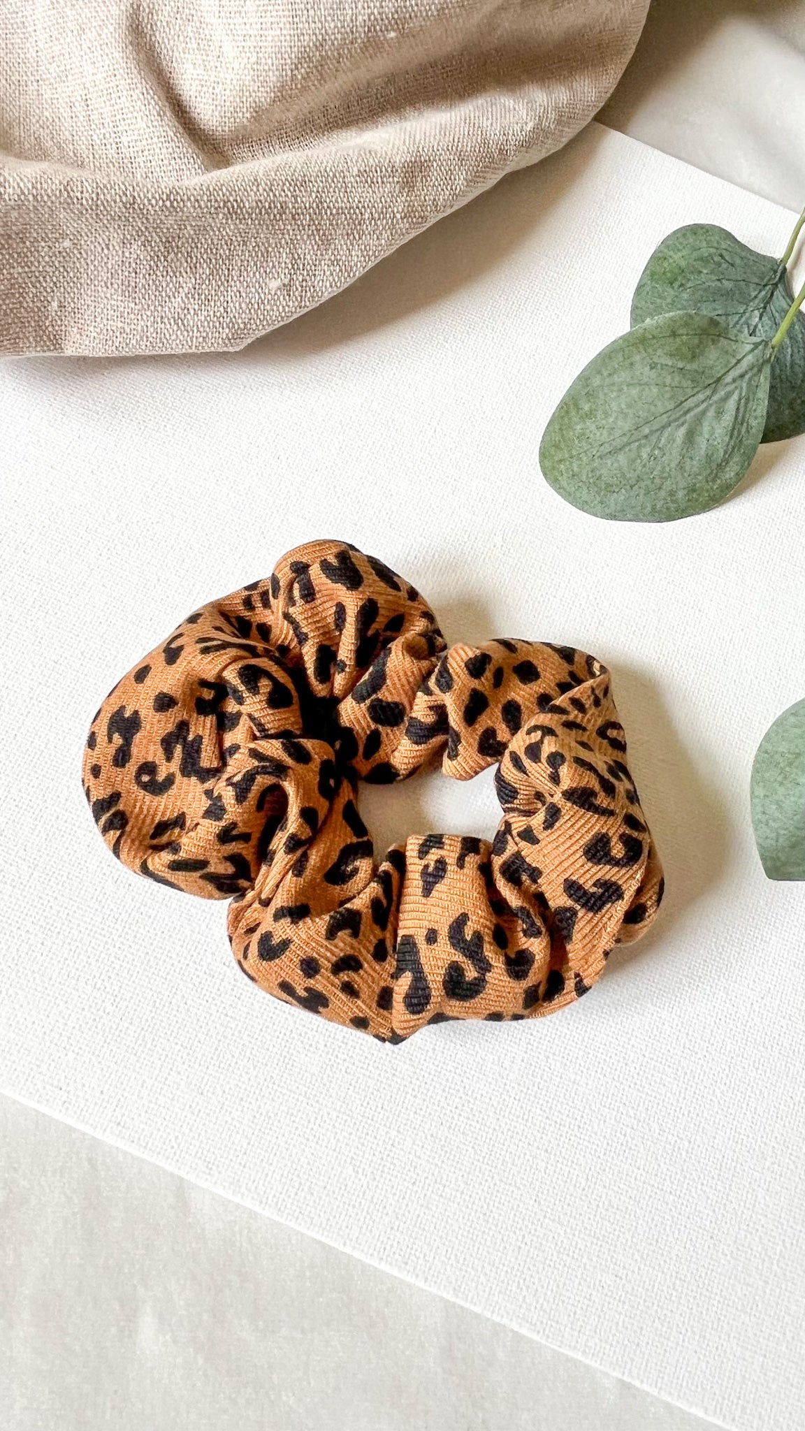 Scrunchie Leopard Tan